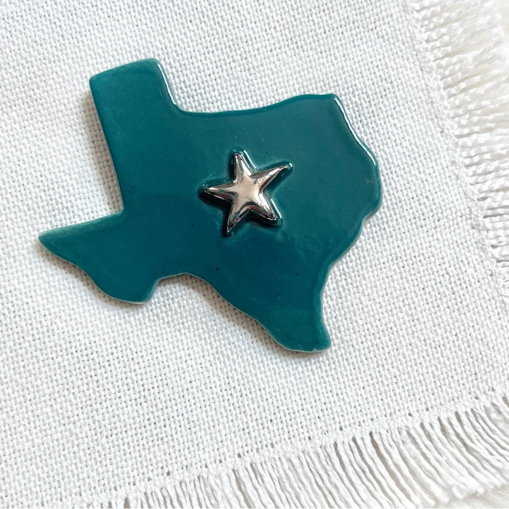 Vintage TEXAS Porcelain Handmade Western Cowboy Bolo Tie Slide or Brooch Pin
